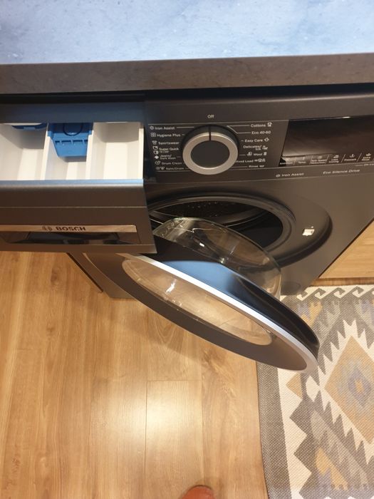 Пералня Bosch WGG244ZREU