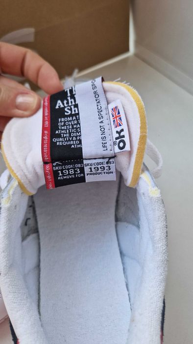 Продам новые фирменные кроссовки Reebok