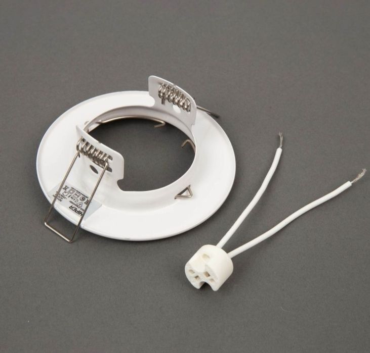 Продам Потолочные Светильники