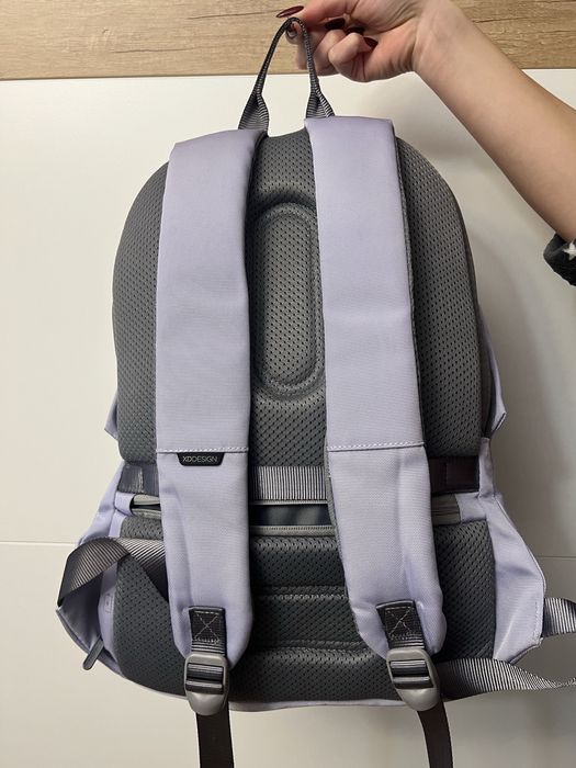 Оригинални каски Venum и зимни шапки/ раници