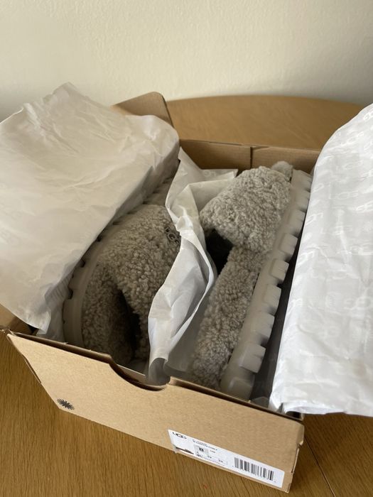 UGG,  оригинални  нови чехли