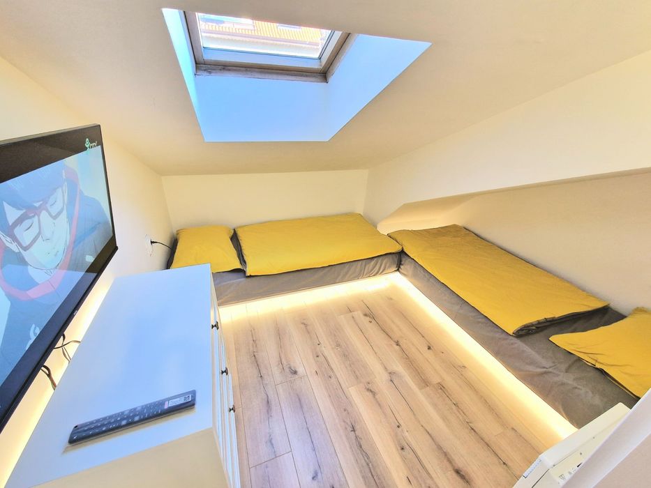 Арт Апартамент с паркомясто и две спални- НАМАЛЕНА ЦЕНА!!!