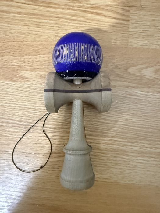 Kendama broken shape
