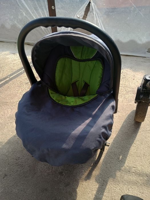De vanzare Carucior 3in 1