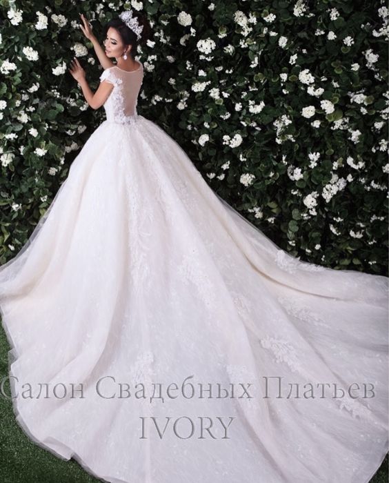 Свадьебное платье