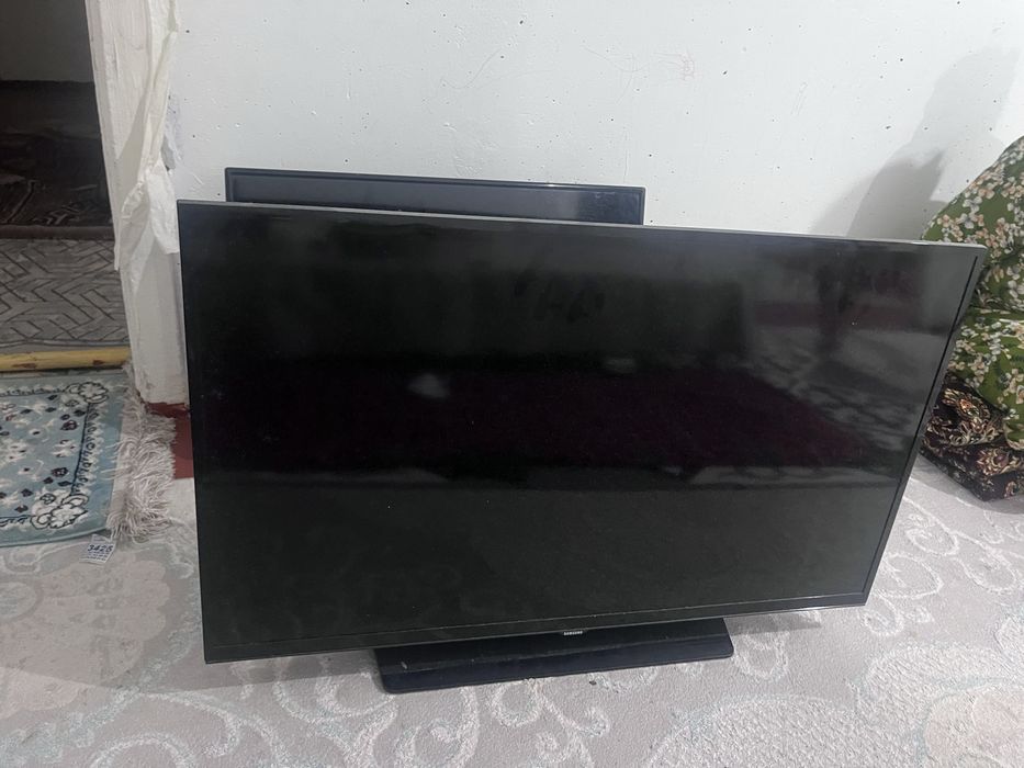 Телевизор продам