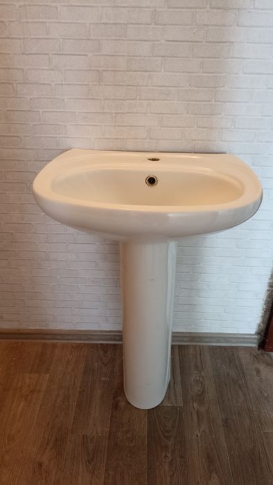 Продам раковина тюльпан