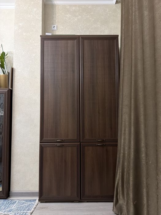 Продам шкаф высота 2.70