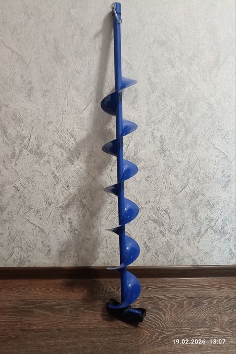 Продам ледобур 130