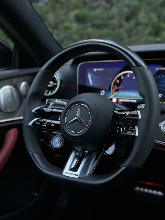 Mercedes-Benz E53 AMG Coupe 4Matic + Burmester/ Trapa / Head Up Display