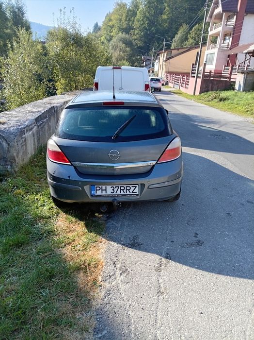 Vând Opel Astra h