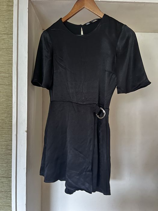 Гащеризон рокля в черен цвят zara зара