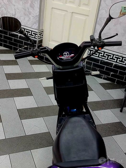 Skuter sotiladi srochna