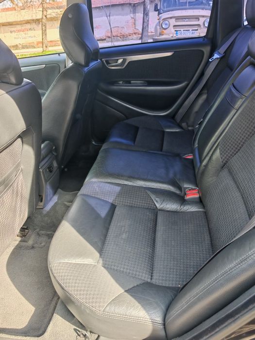 Volvo V70 4x4 2.4T на части