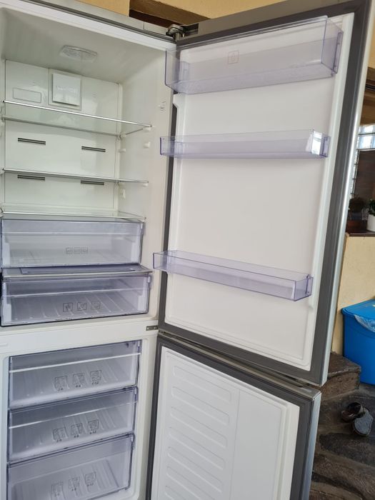 Combina frigorifica Beko
