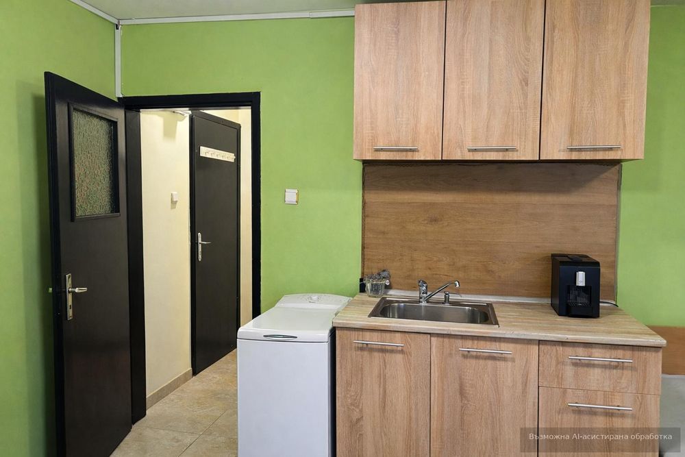 Дава се под наем Едностаен апартамент в к.к. Св.Св. Константин и Елена - 40 кв.м за 278.97 € - Снимка #1