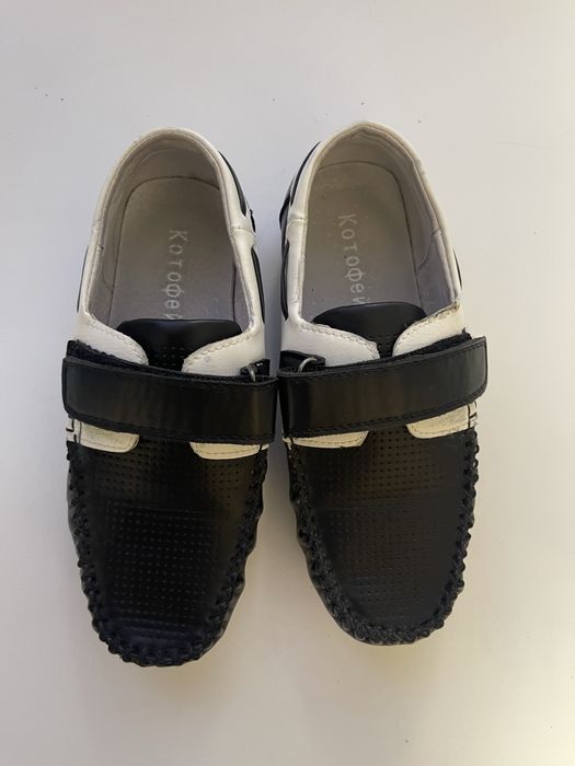 Туфли для мальчиков-школьников