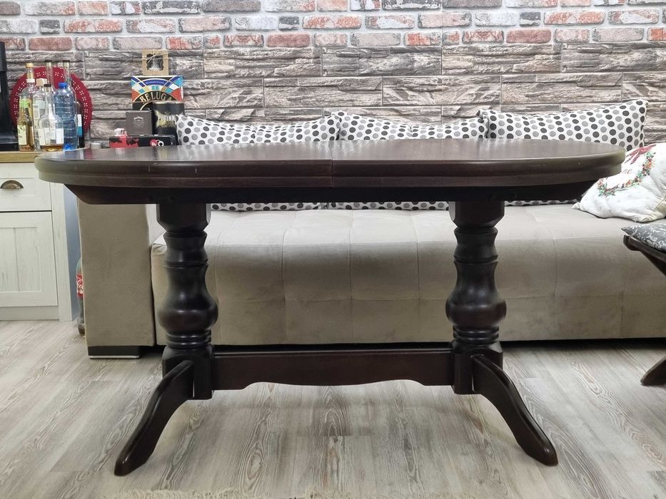 Трапезна маса масив