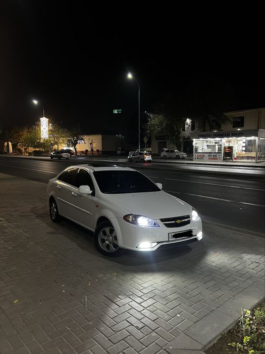 CHEVROLET Gentra elegant plus