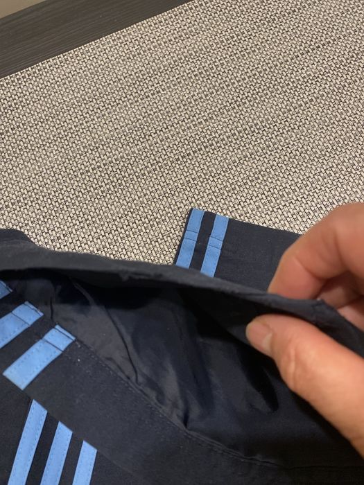 Pantaloni trening cu dimensiunile afisate mai jos