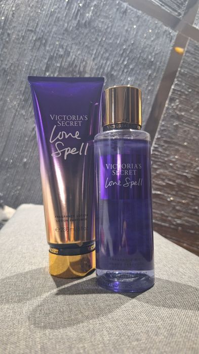 Set Victoria's Secret
nefolosit