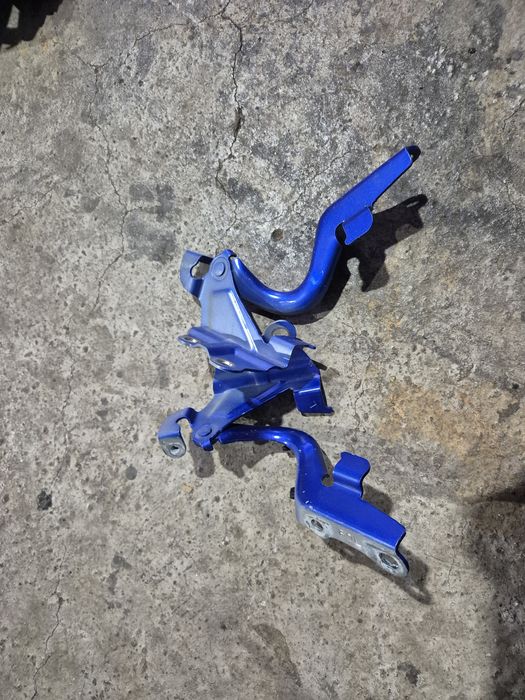 Balamale capota/Balamale usa/Balamale Portiera Toyota Hilux 2016-2025