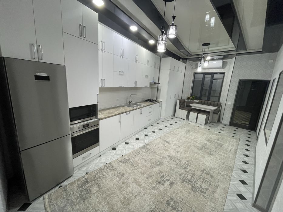 Дом с ремонтом, мебелью и техникой