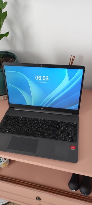 Laptop HP  15s eq1000nq 16gb RAM, 256 GB stocare
