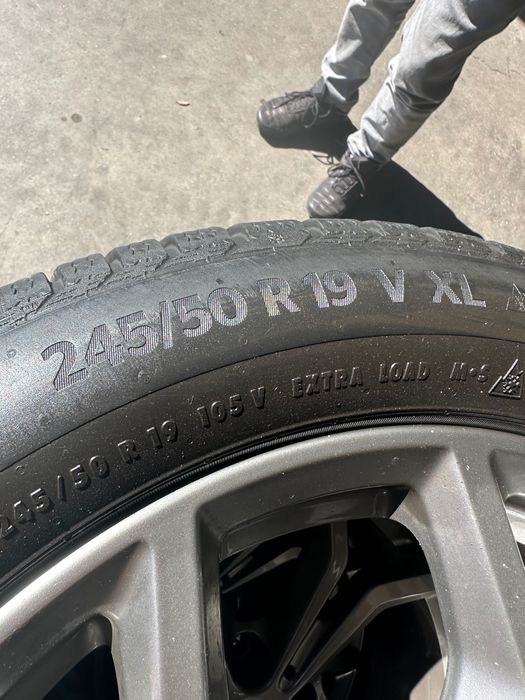 Гуми с джанти 245 50 19