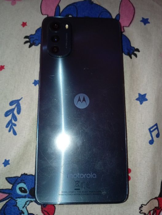 Motorola puțin spart,dar perfect funcțională