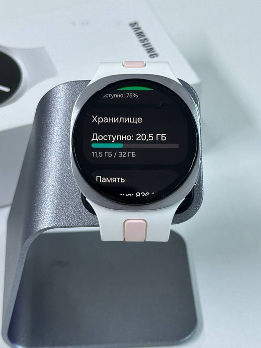 Galaxy watch 8/ 40 mm