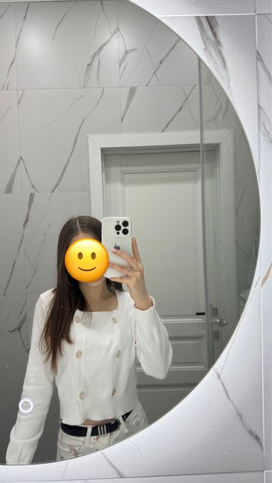 Продам кофту. Почти новая, надевала пару раз