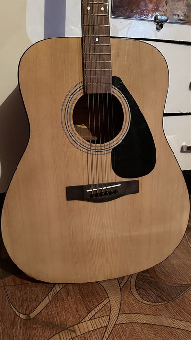 Yamaha F310, гитара + чехол в идеальном состоянии