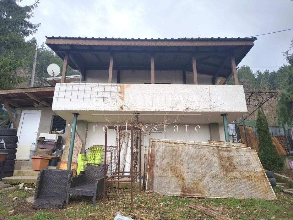 Къща в гр.Перник, Калкас