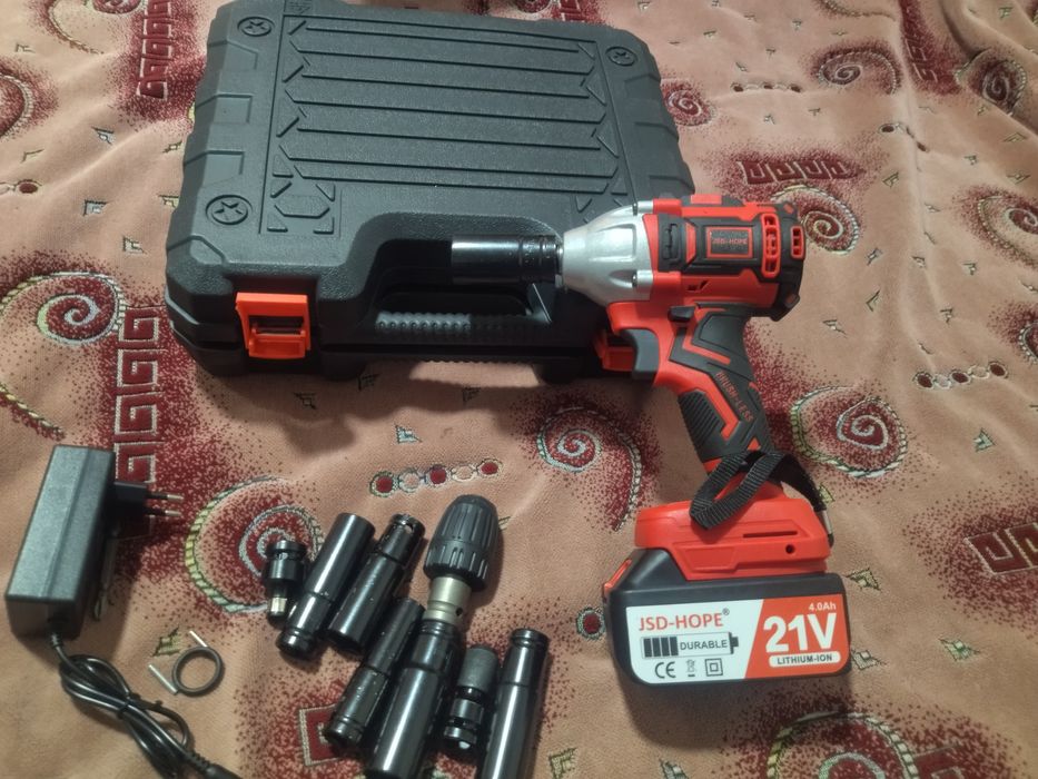 Cheie cu impact 3 în 1