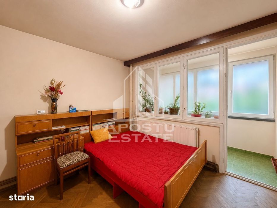 Apartament cu 2 camere de vanzare, zona Circumvalatiunii, Timisoara — fotografia 1