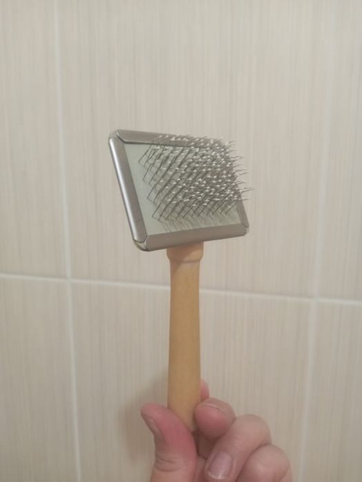 Расческа пуходерка для кошек и собак