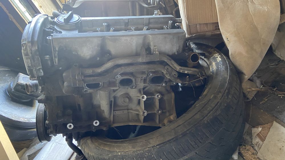 Двигатель на nissan cefiro A32, на разбор