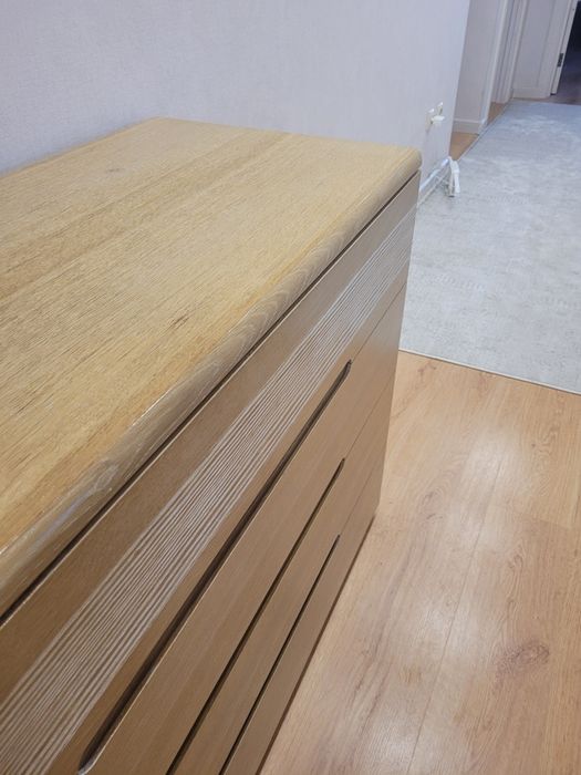 Продам деревяный белорусский комод с зеркалом,Беларусь