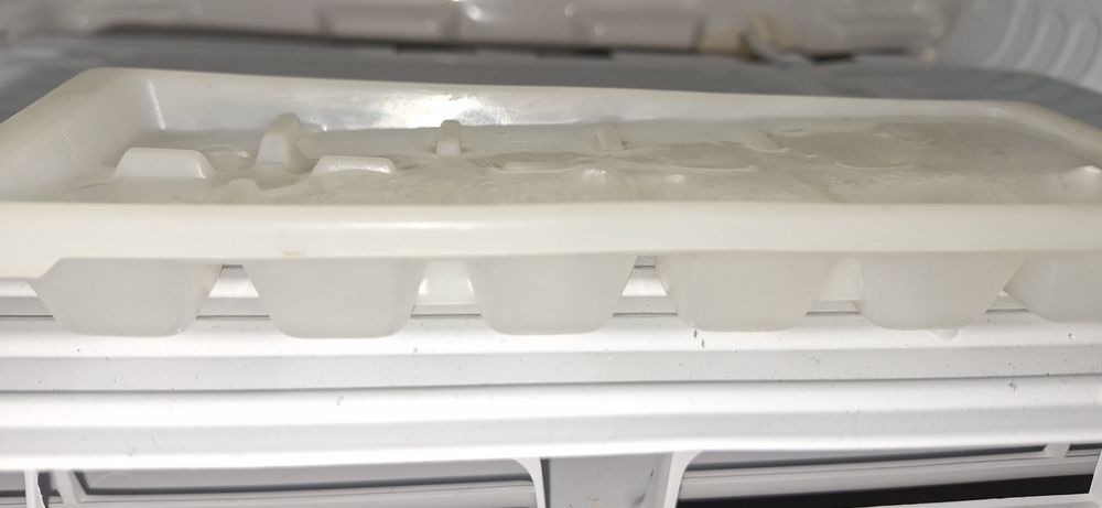 Хладилник Samsung 85см