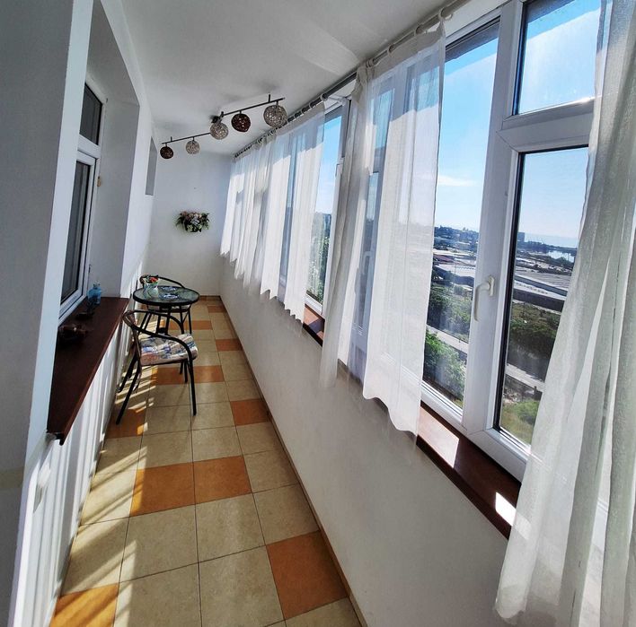 Inchiriez apartament 3 camere in Constanta