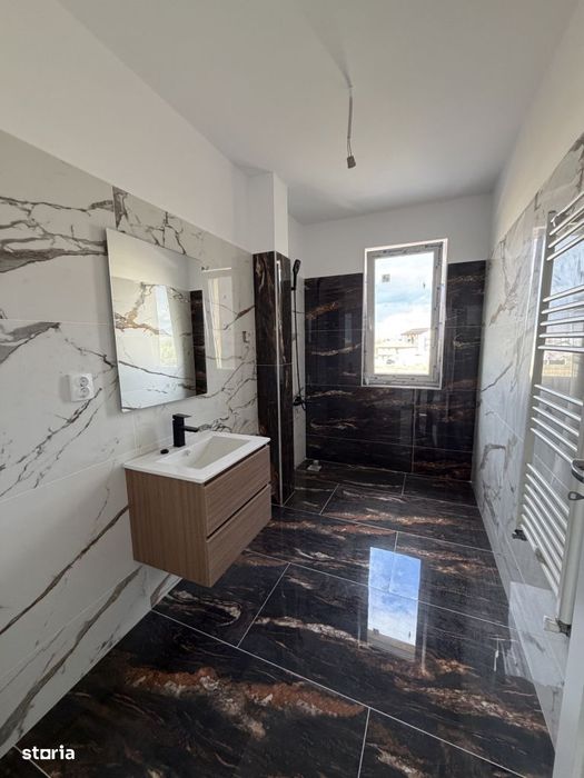 Decomandat, Apartament Cu 3 Camere, Giroc