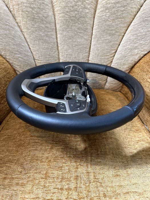 Volan lemn / mahon Jeep Grand Cherokee WK2