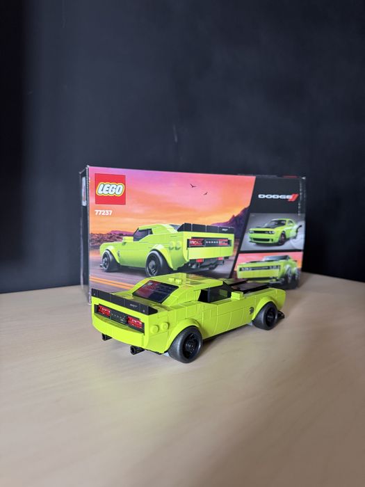 LEGO Speed Champions Dodge Challenger SRT Hellcat 77237