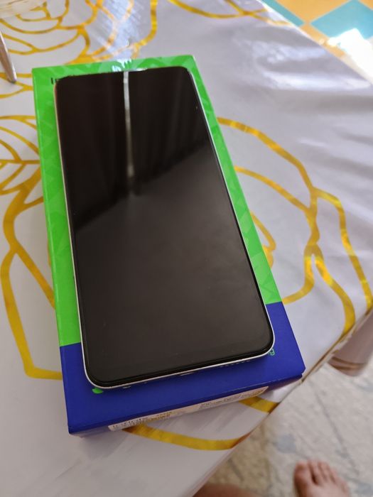 Infinix smart 8 продам