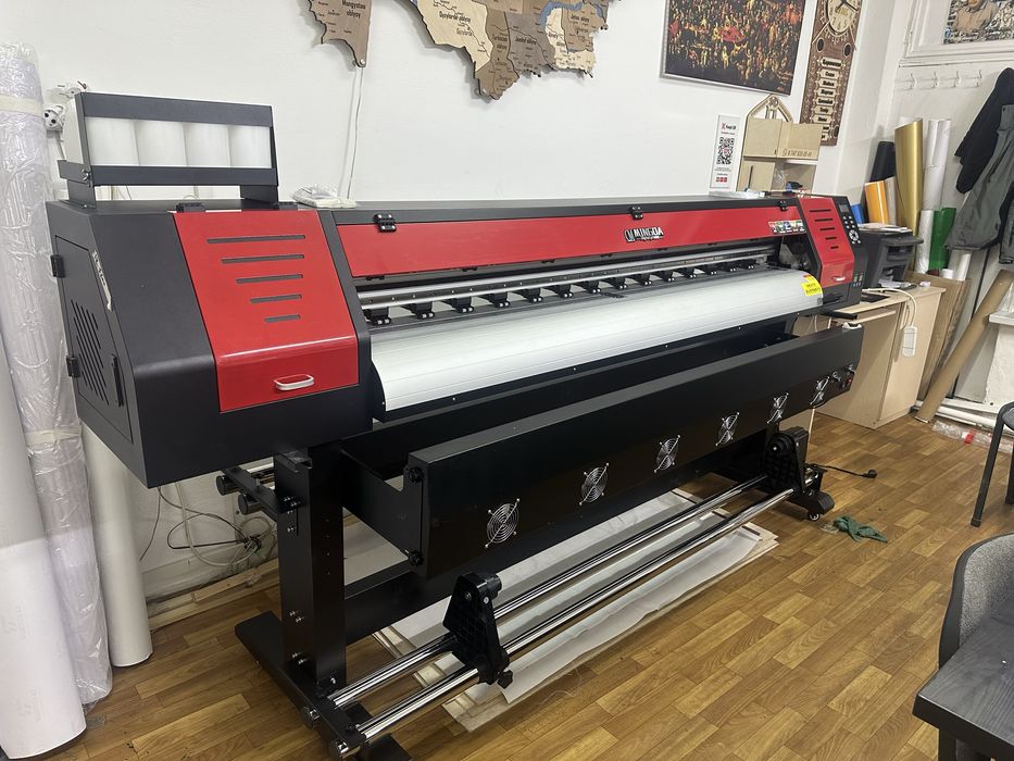 Широкоформатный принтер 1.8м,  epson-хр600