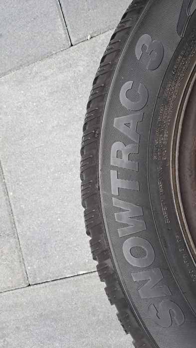 Cauciucuri de iarnă 195/65/15Vredestein