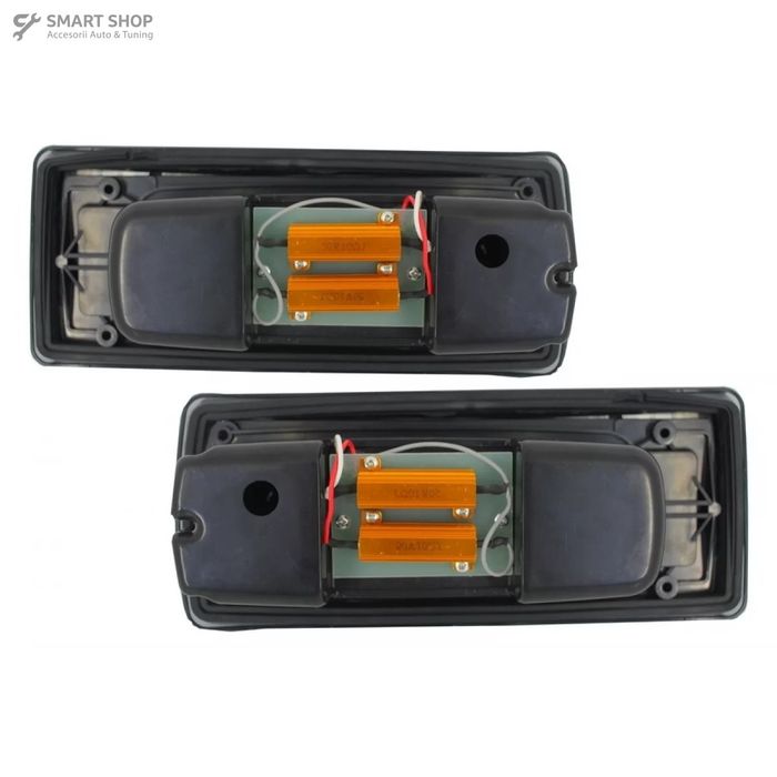 Stopuri Full LED Fumurii cu Bandouri Laterale Negre Mercedes W463 G-Cl