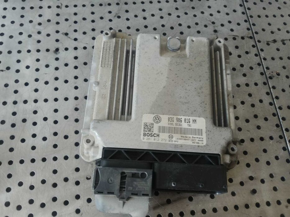 ecu calculator motor 2.0 sdi vw caddy 3 03g906016hn  0281012272