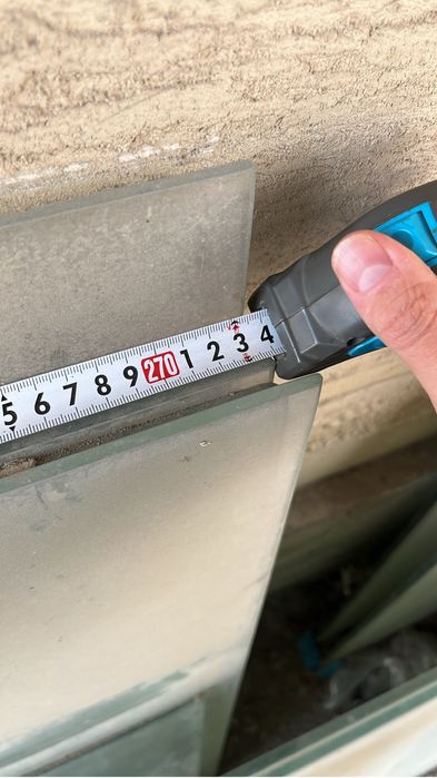 Стекло коленное, витринное стекло